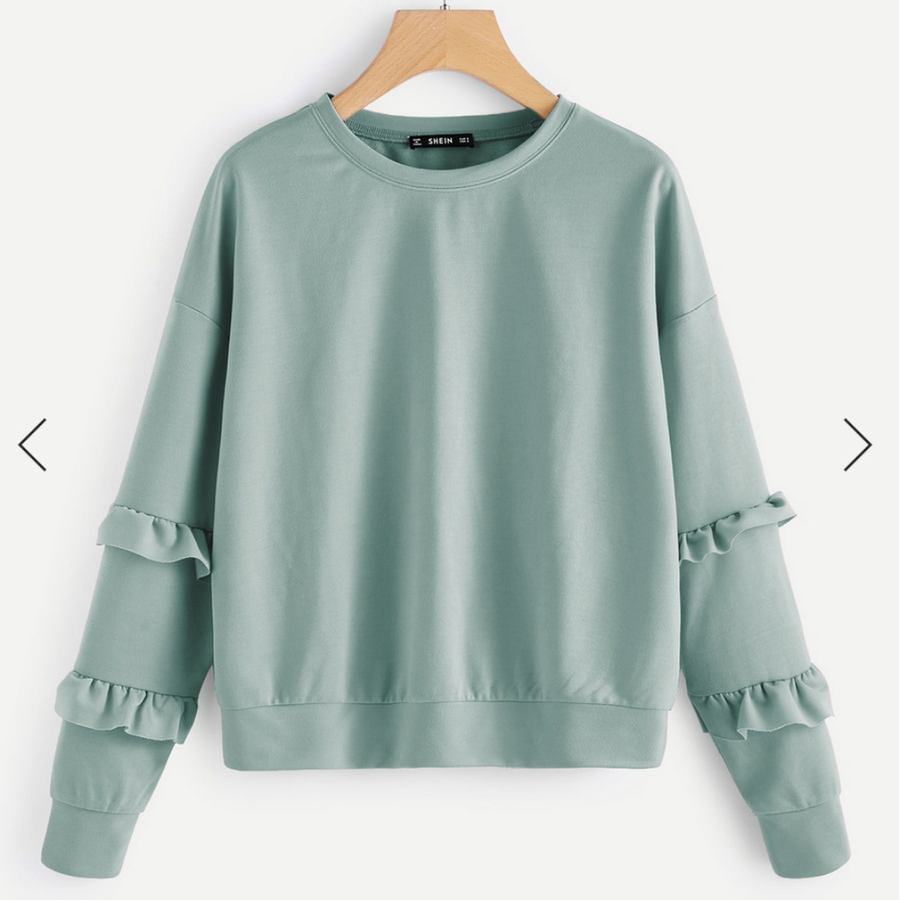 NWOT Drop Shoulder Ruffle Sleeve Sweatshirt